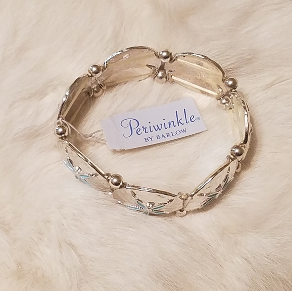 Sand Dollar Silver and Blue Bracelet - Picture 2 of 3